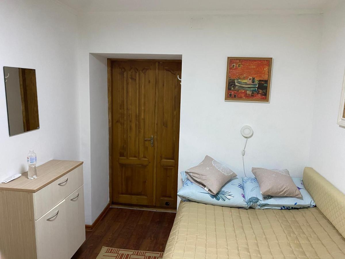 אודסה Artotrada Mini-Hotel מראה חיצוני תמונה